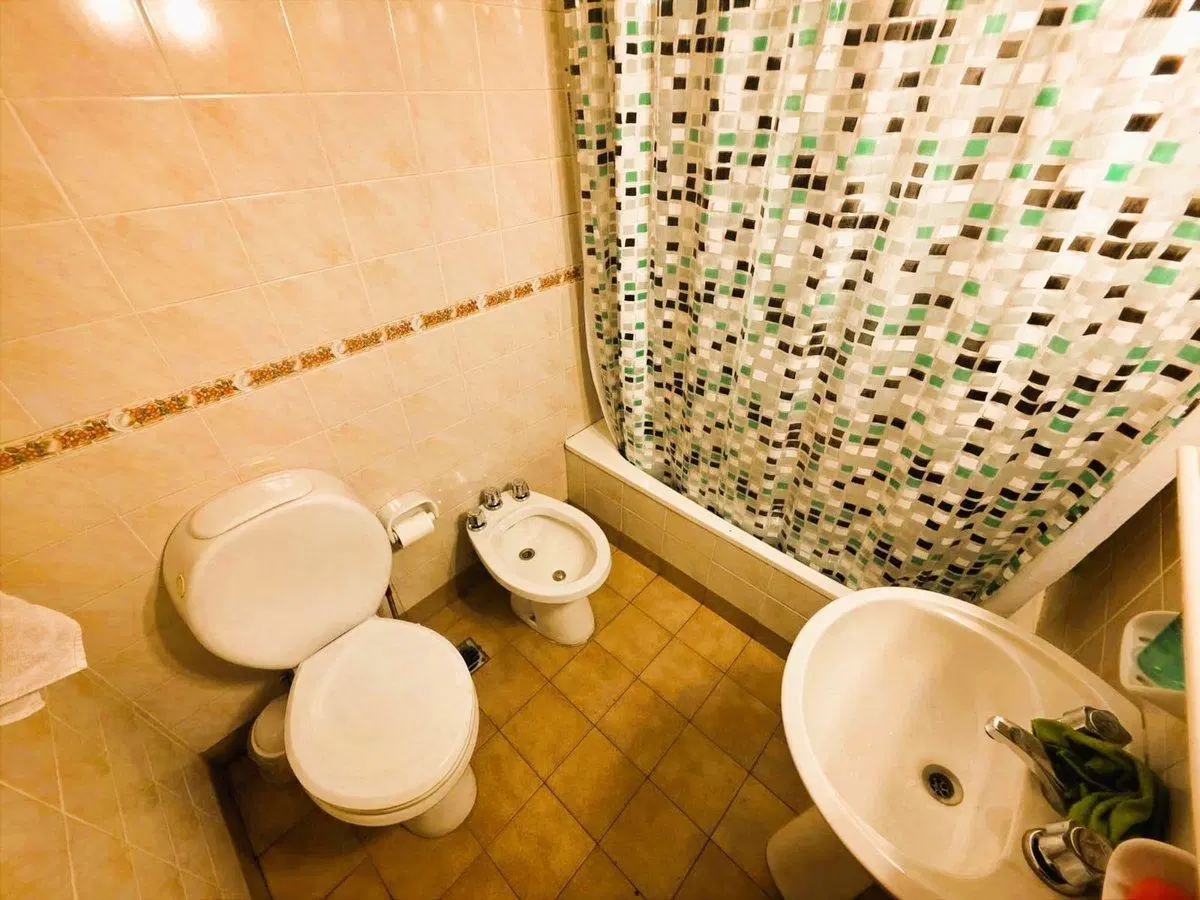 VENTA Depto 2 ambientes Moron 5