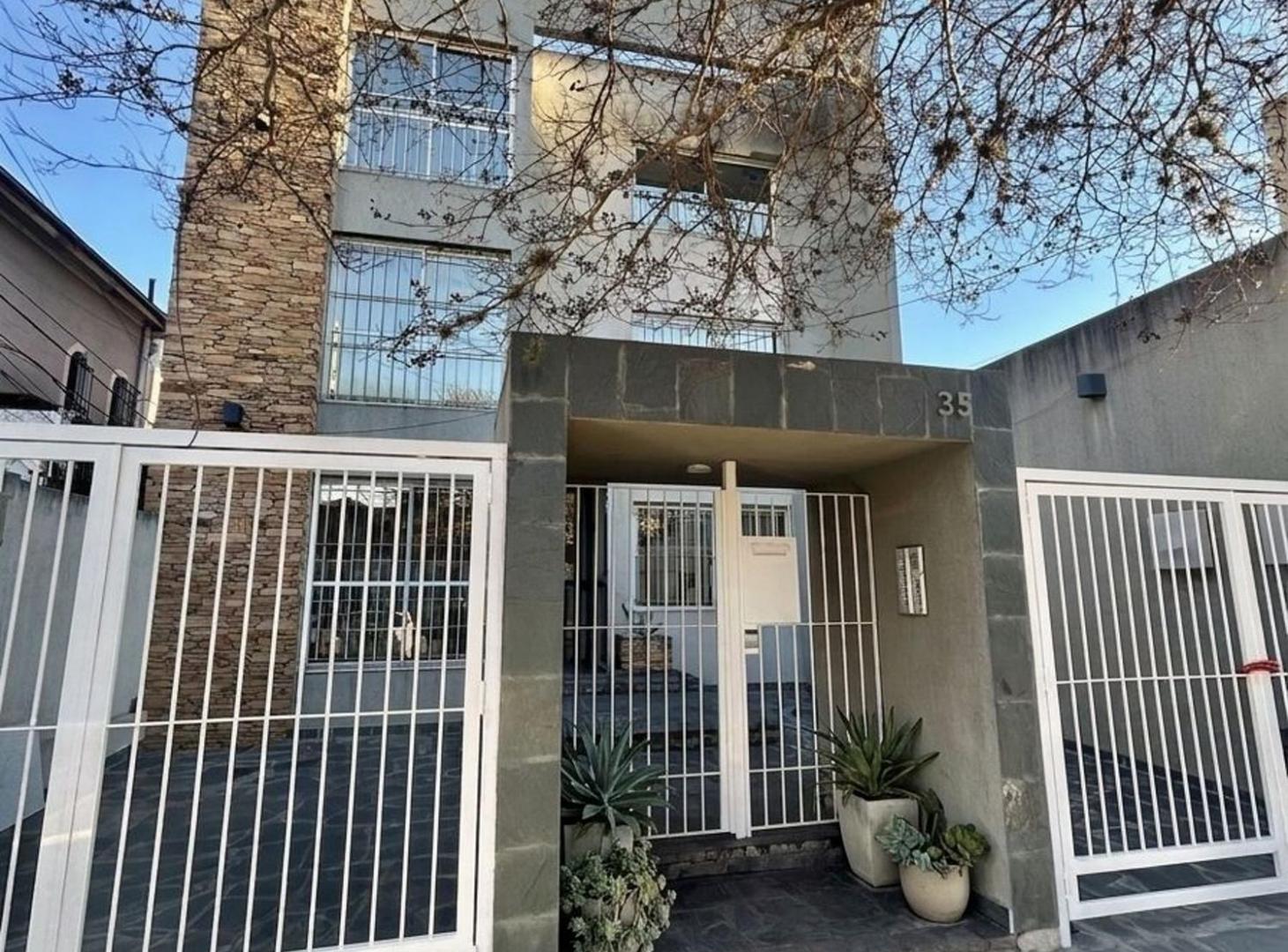 VENTA MONOAMBIENTE MORON CENTRO APTO CREDITO