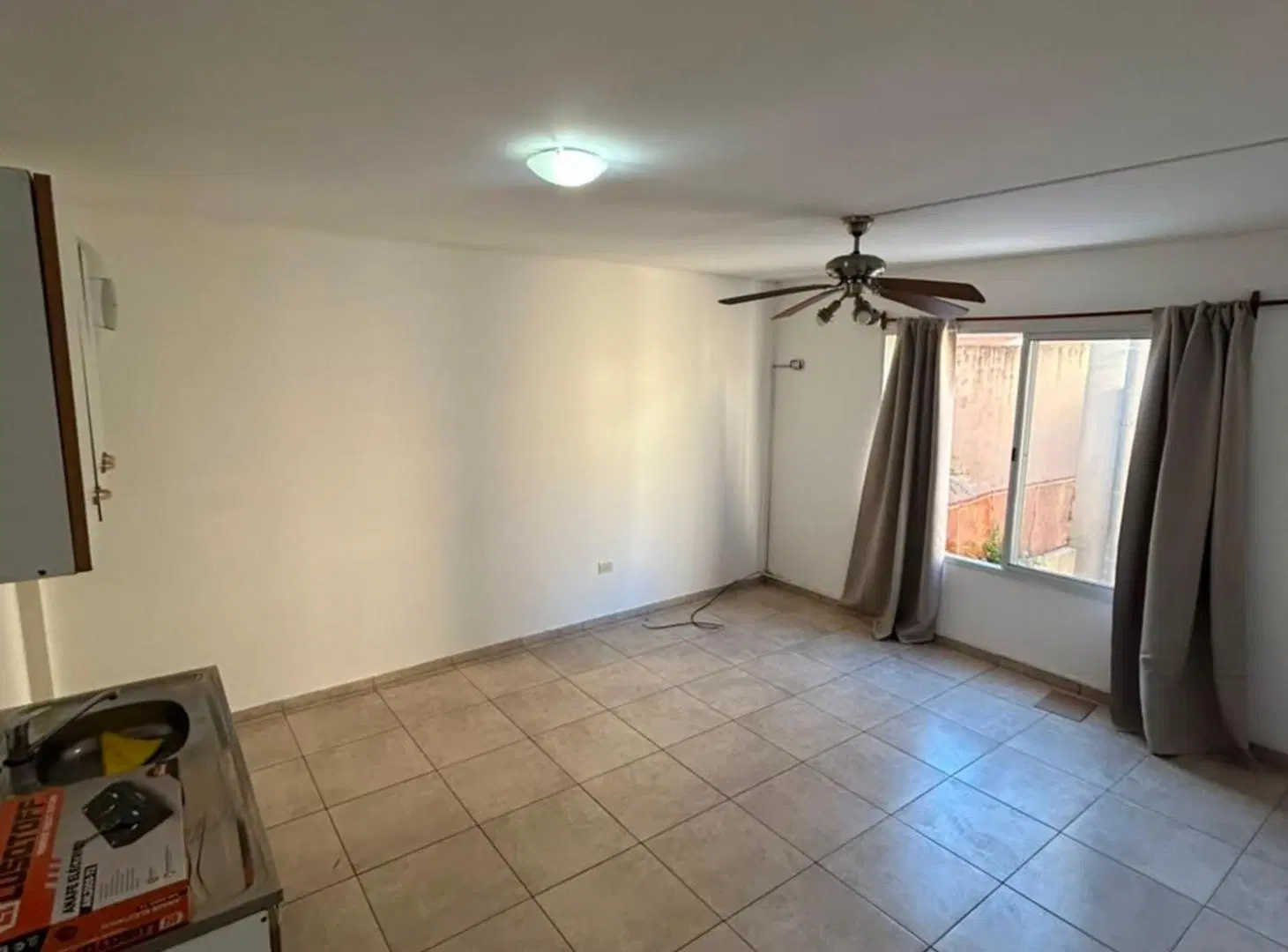VENTA MONOAMBIENTE MORON CENTRO APTO CREDITO 5