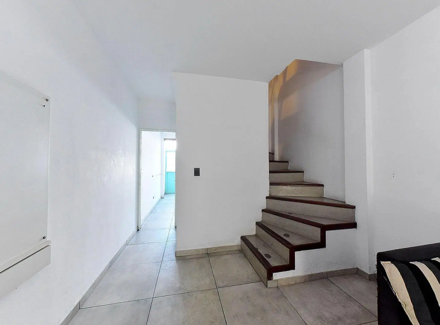 CASA RAMOS MEJIA VENTA 3 DOR, APTO CREDITO, PATIO 5
