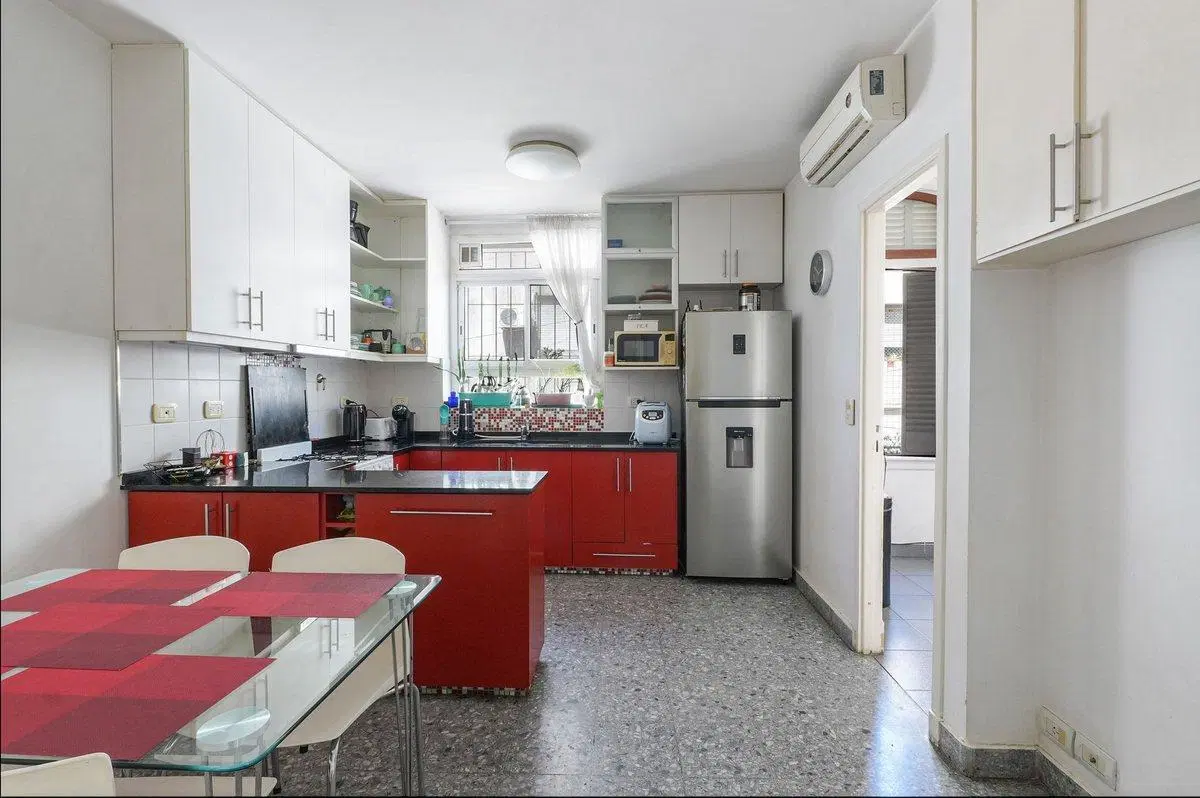 VENTA PH 4 AMB DEPENDENCIA SIN EXPENSAS PERMUTA 2