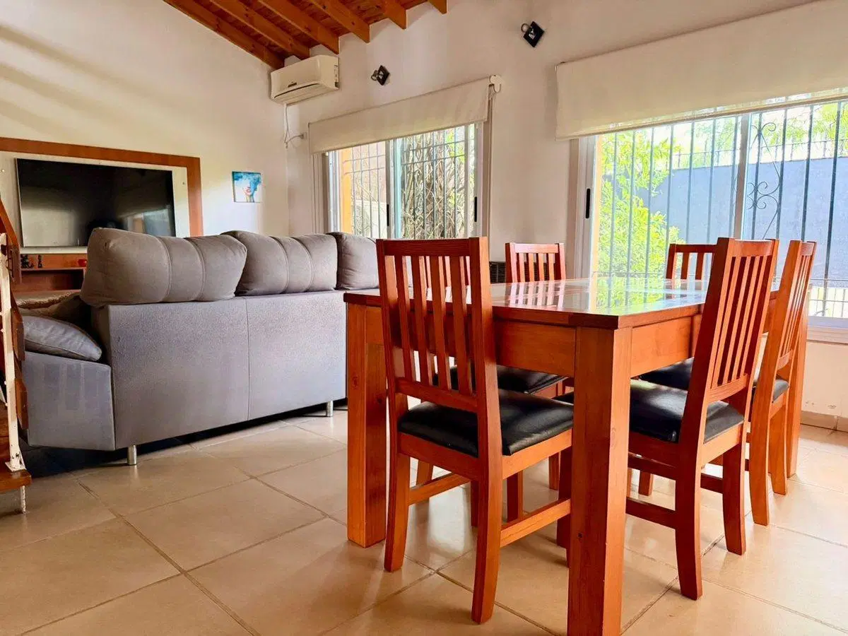 Venta Casa Ituzaingo Norte con Jardin Apto Credito 8