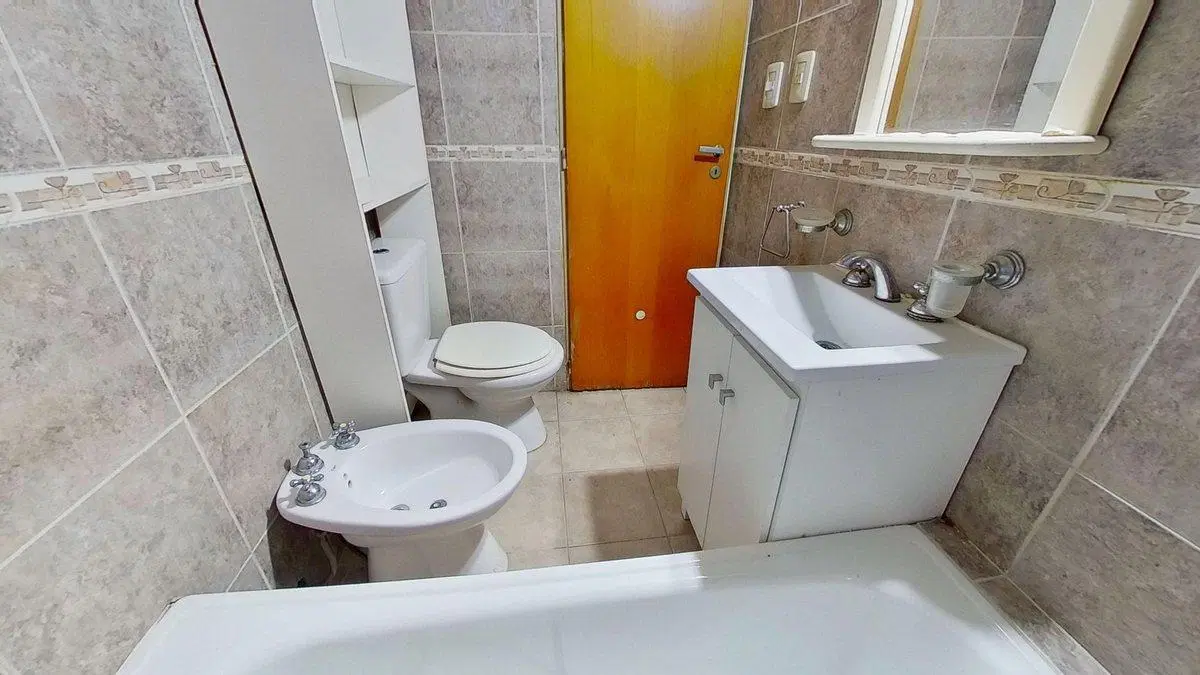 VENTA DEPARTAMENTO 2 AMBIENTES CON PATIO 3