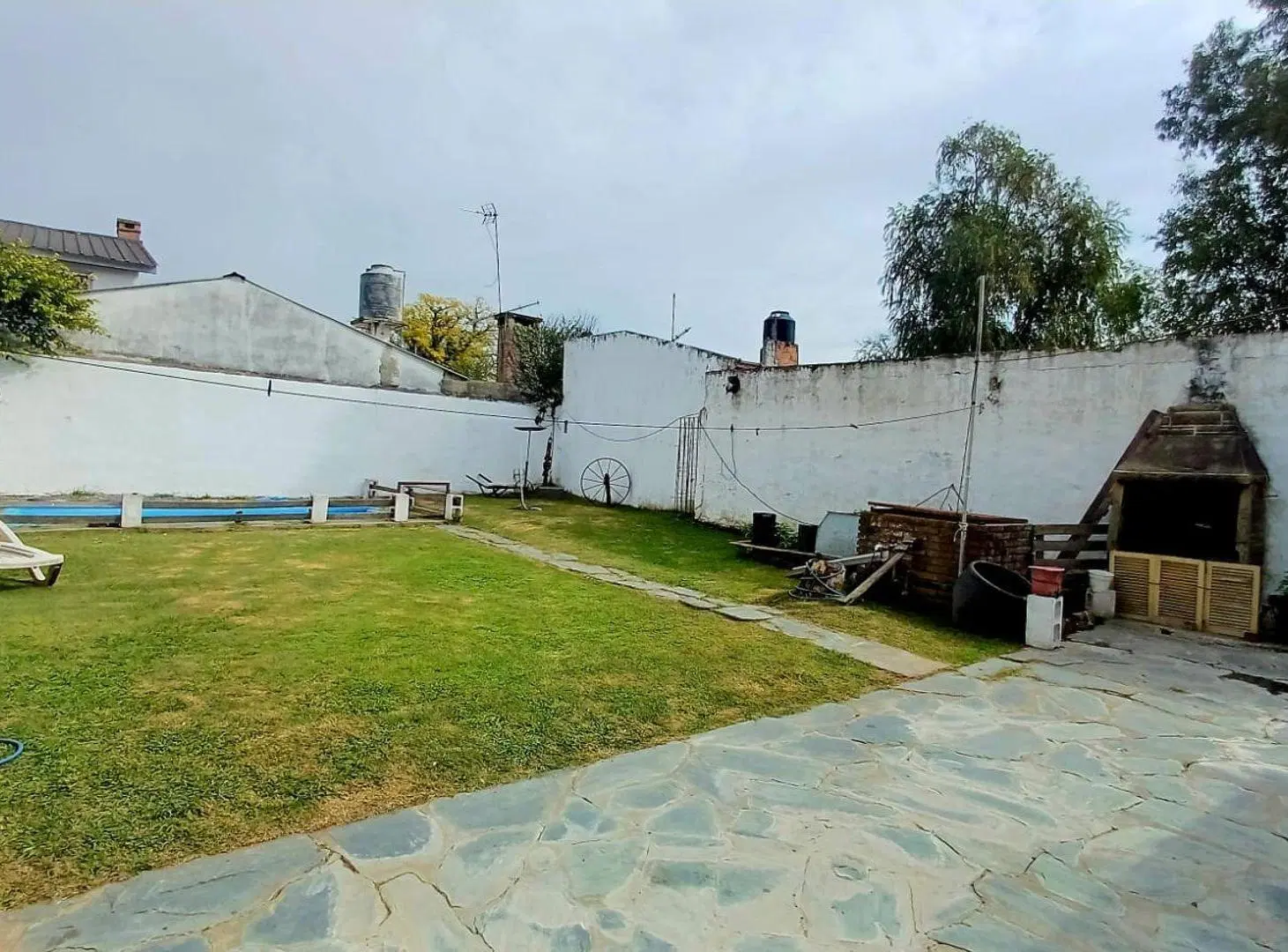 CASA EN VENTA 4 AMBIENTES MANUEL ALBERTI PILAR 5