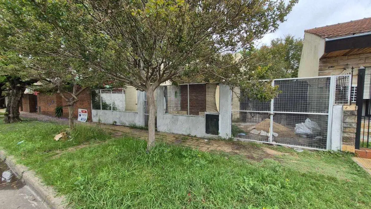 VENTA LOTE 10 x 20 CASTELAR NORTE 5