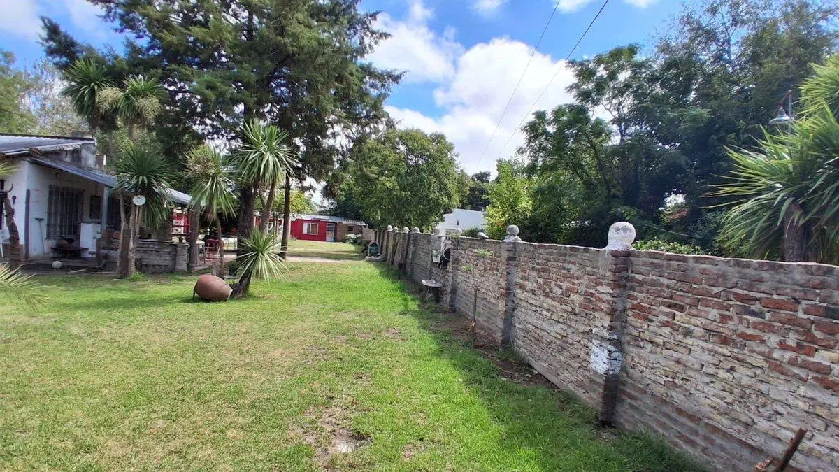 LOTE CON MEJORAS - LIBERTAD. MERLO 3