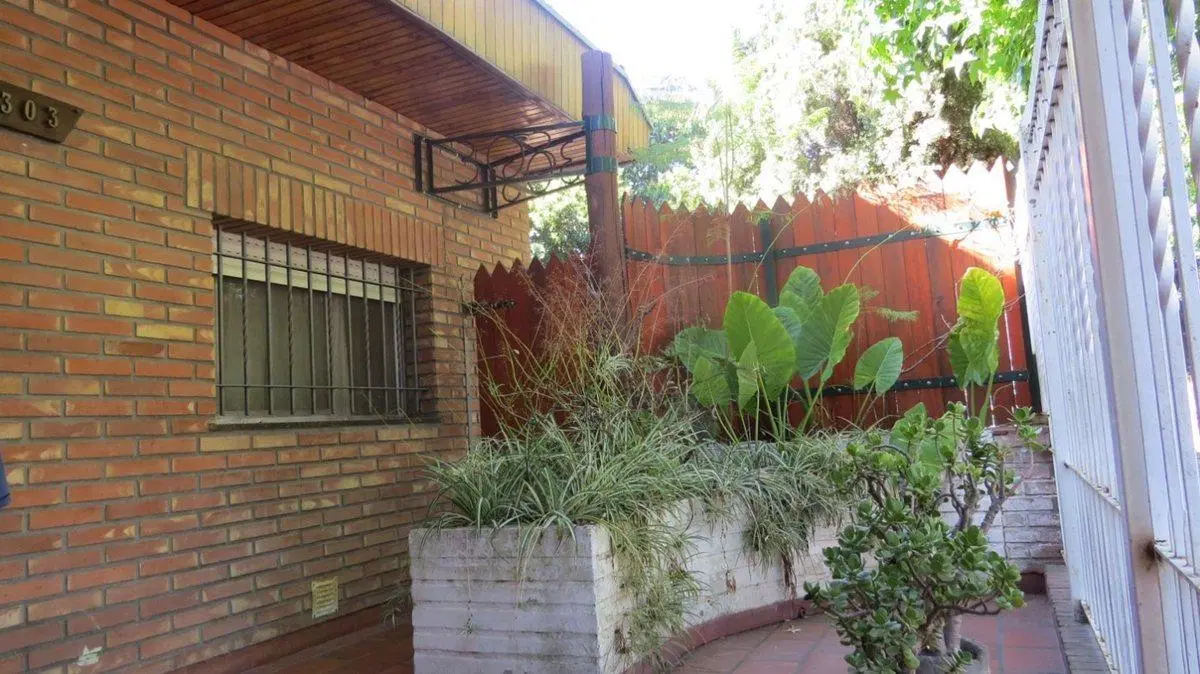CASA VENTA TRES AMBIENTES VILLA UDAONDO ITUZAINGO 3