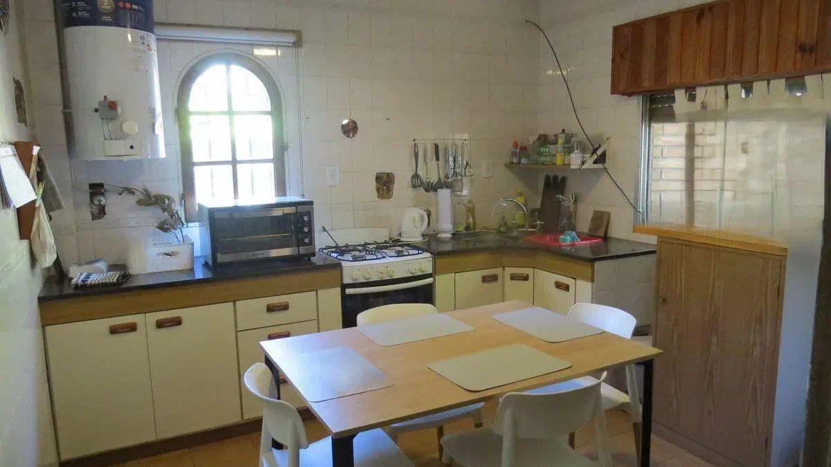 CASA VENTA TRES AMBIENTES VILLA UDAONDO ITUZAINGO 5