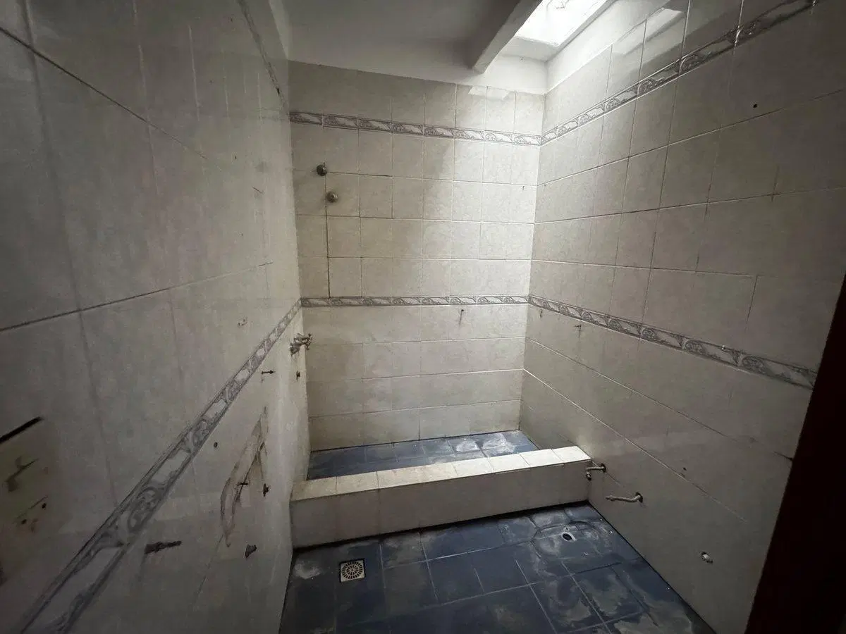 VENTA CASA 4AMB JARDIN VILLA TESEI REFACCIONAR 5
