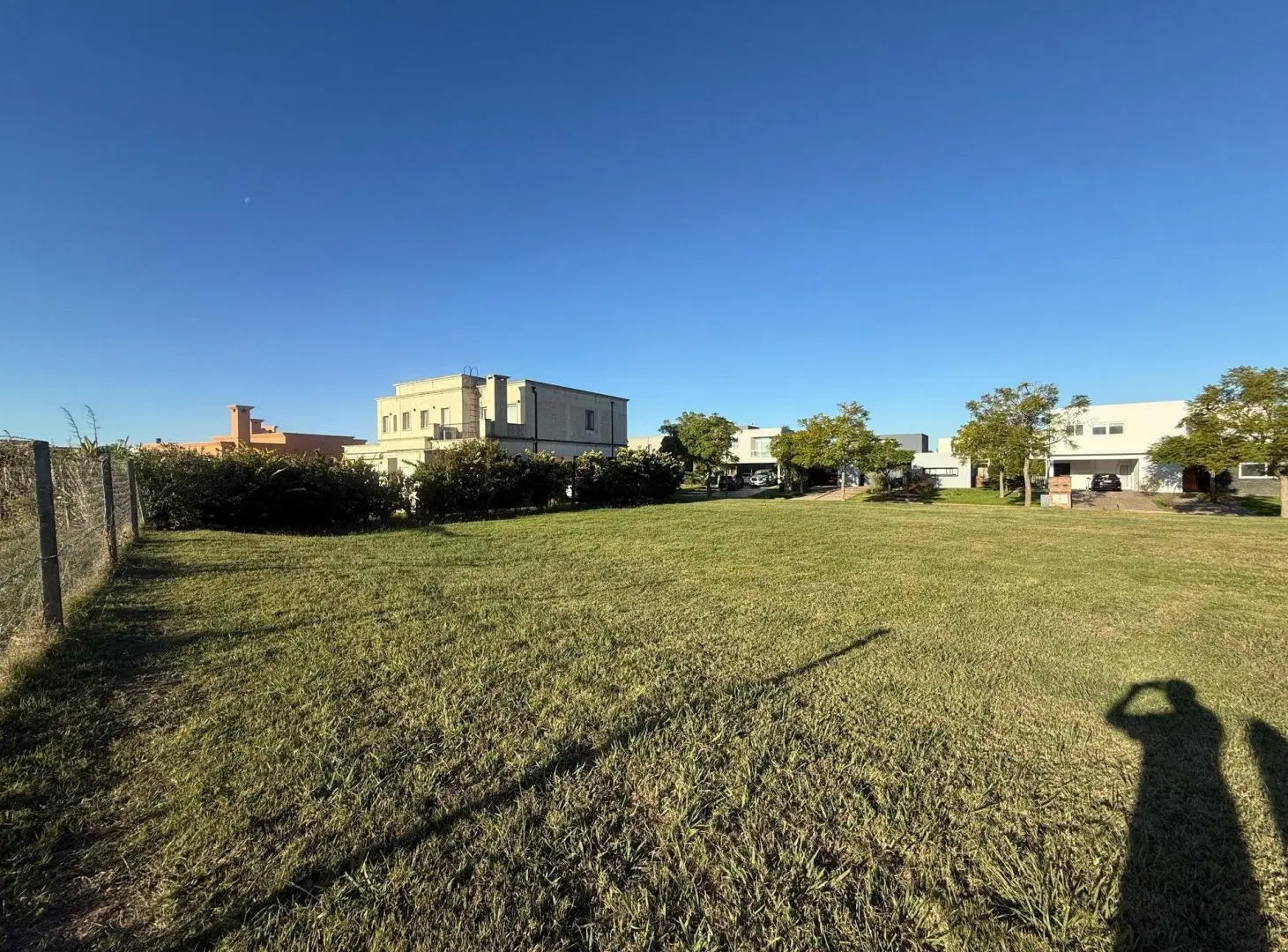 VENTA LOTE A LA LAGUNA EN PUERTOS BARRIO VISTAS 4
