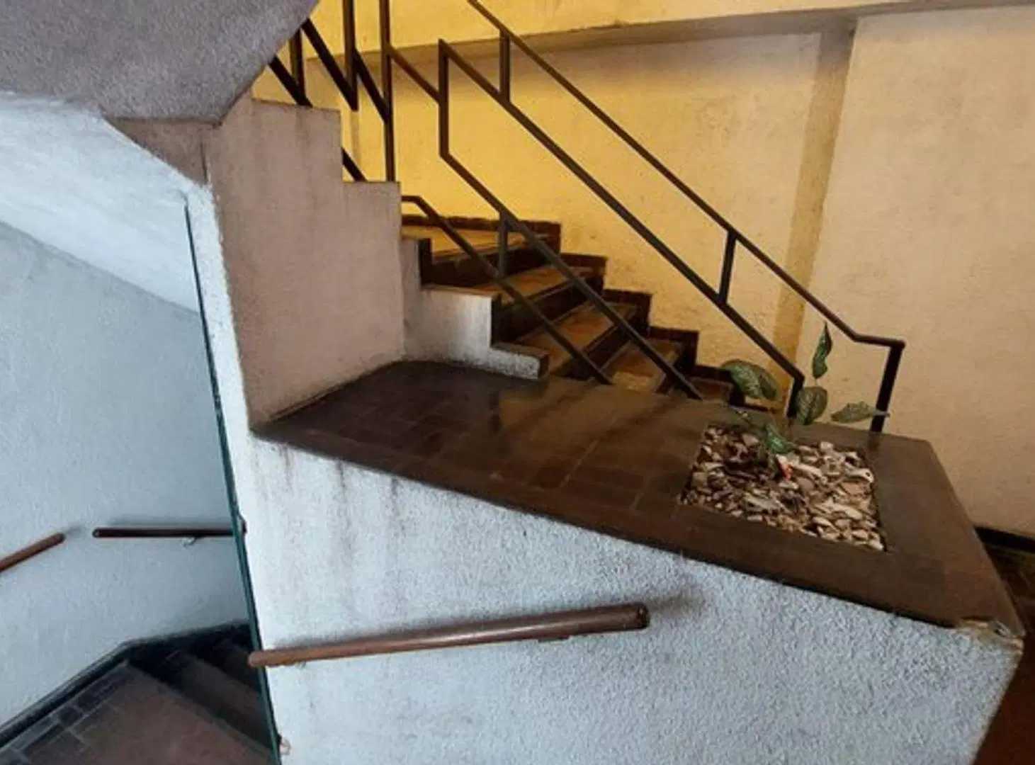 ALQUILER  Departamento 2 Amb Balcon  Ituzaingó 5