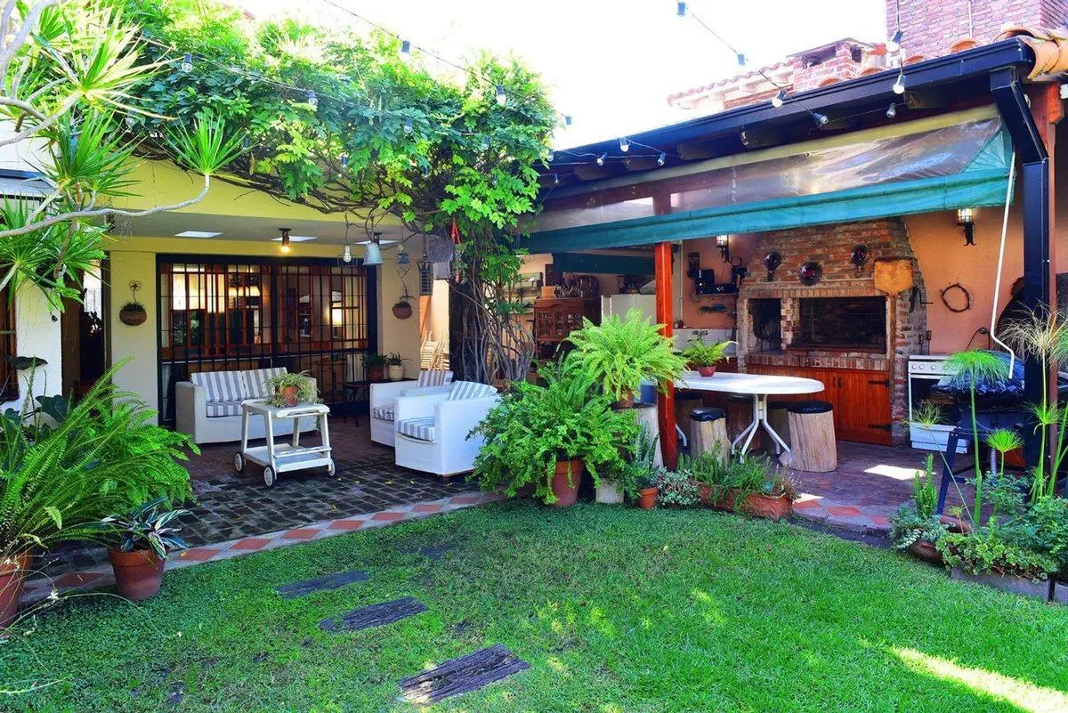 VENTA CASA CASTELAR NORTE 5 AMBIENTES APTA CREDITO 3