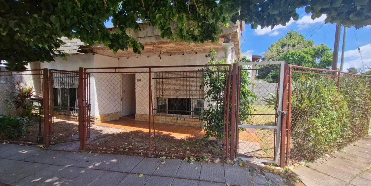 VENTA CASA 3 AMBIENTES ITUZAINGO 4