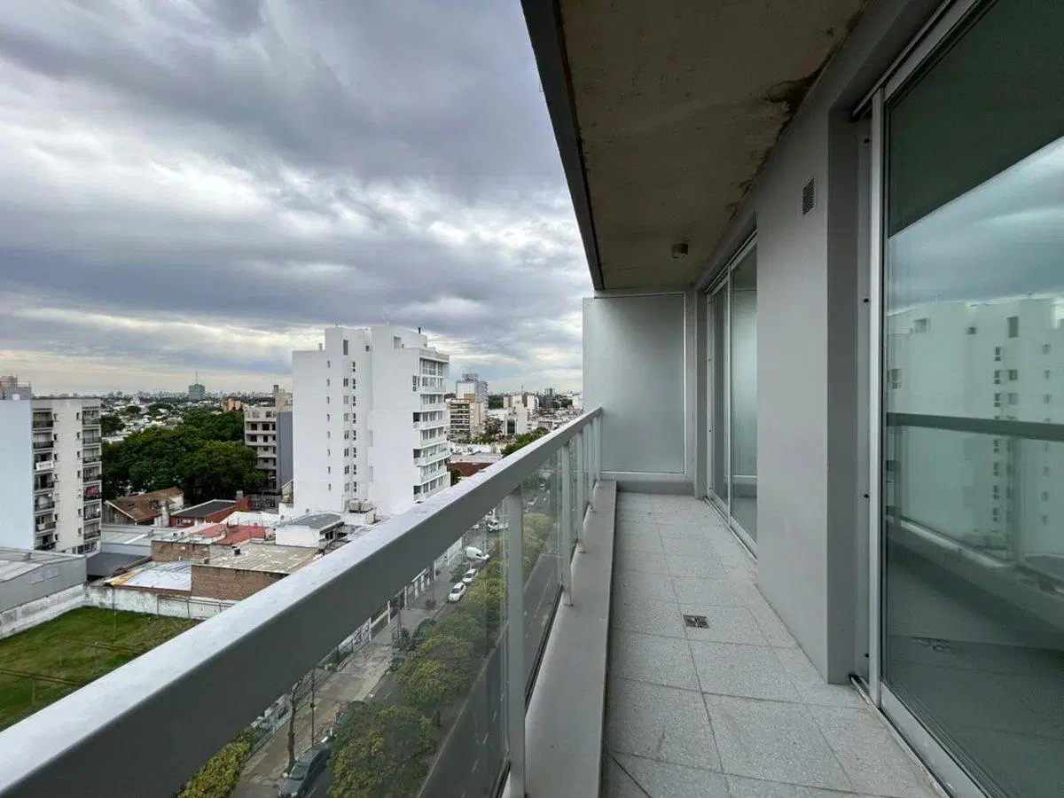 VENTA DEPTO 2 AMB C/ BALCÓN - SAN MARTIN 4
