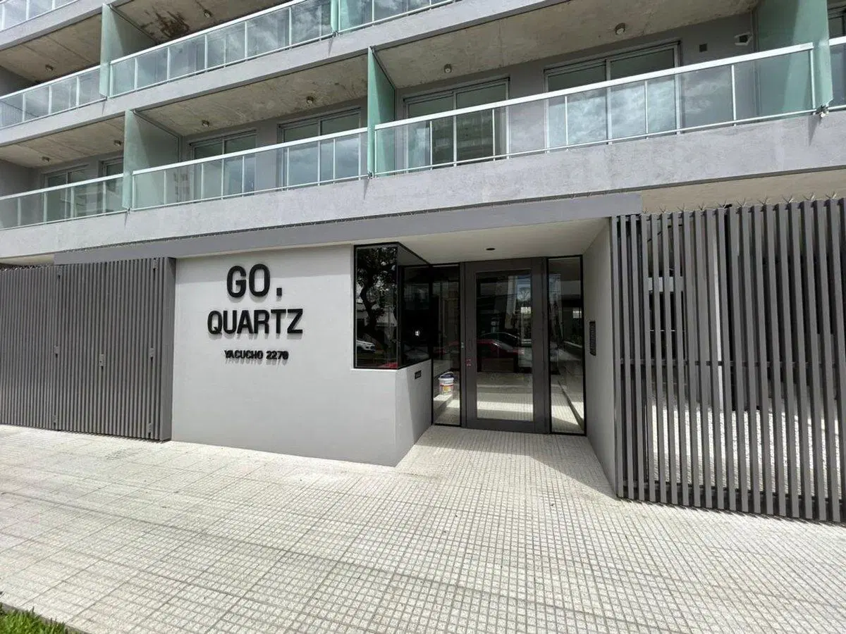 VENTA DEPTO 2 AMB C/ BALCÓN - SAN MARTIN 5