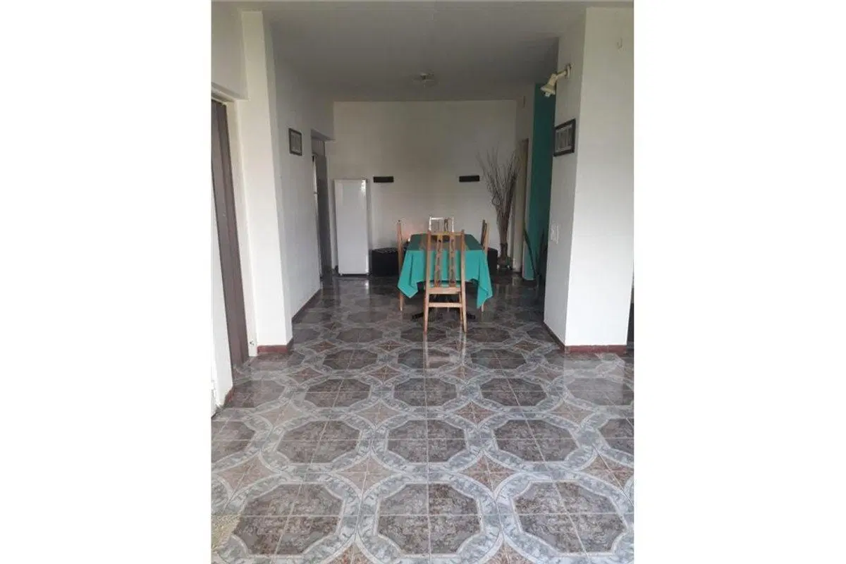 CASA 4 AMB CON PARQUE Y COCHERA APTO CREDITO 4