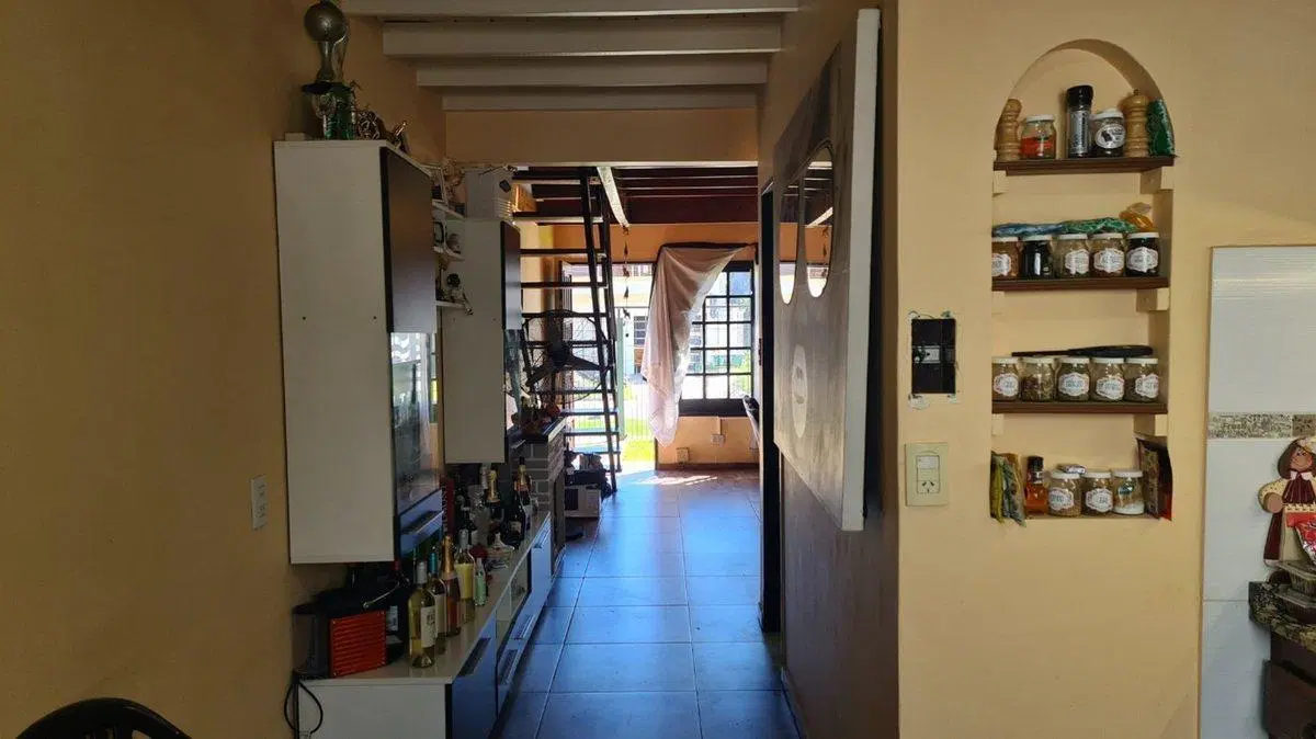VENTA DUPLEX 3 AMB COCHERA CASTELAR NORTE 4