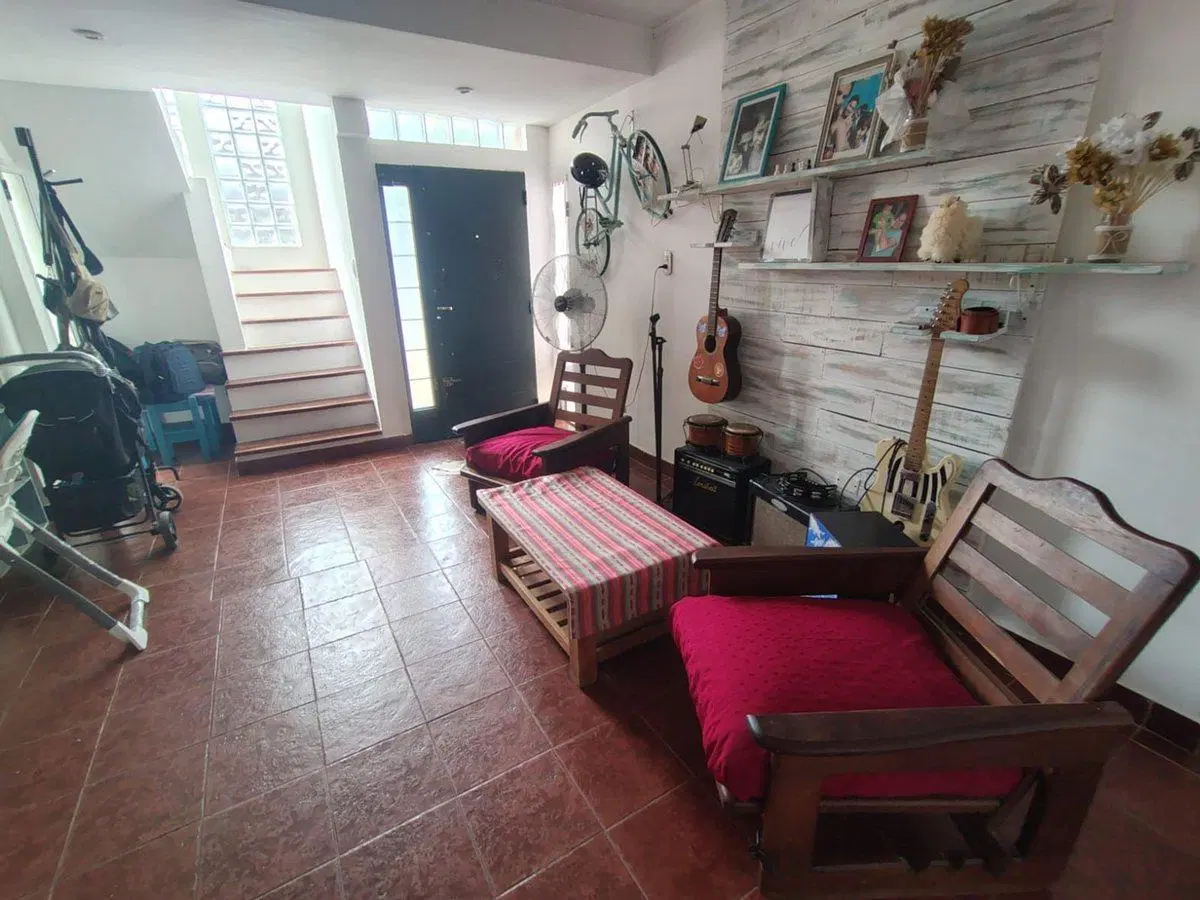 VENTA CASA 5 AMBIENTES C/COCHERA ITUZAINGO NORTE 3