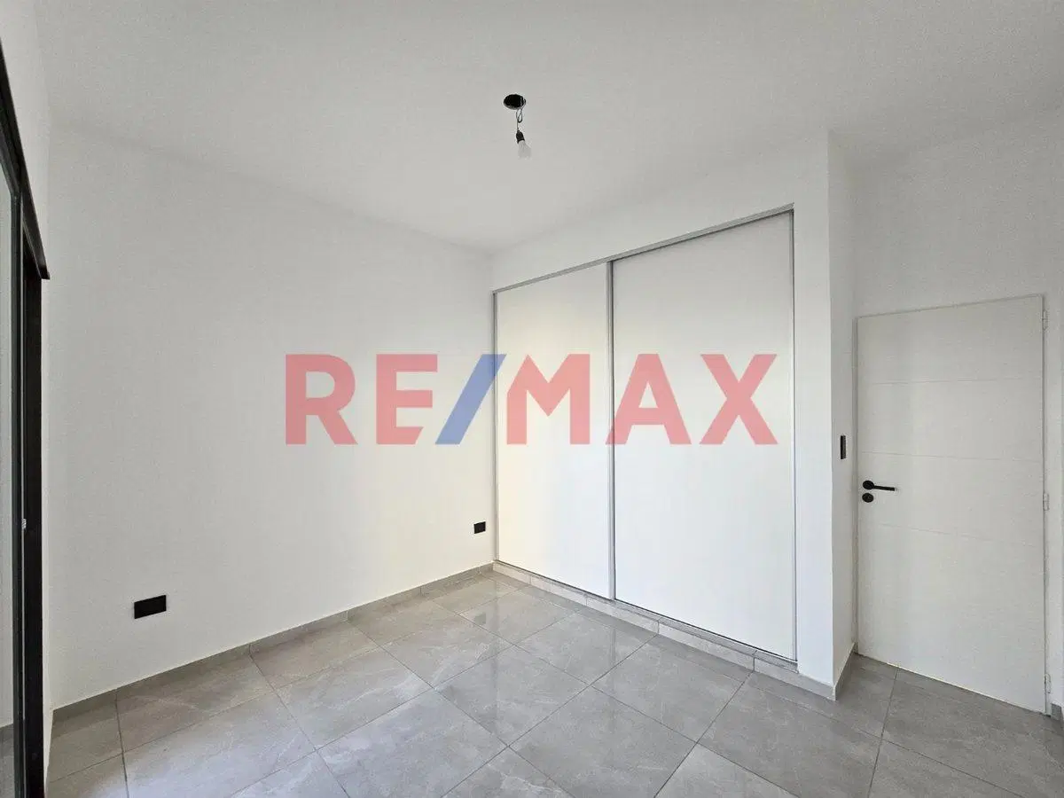 PH 2 AMB VENTA CASTELAR CON PATIO COCHERA OPCIONAL 5