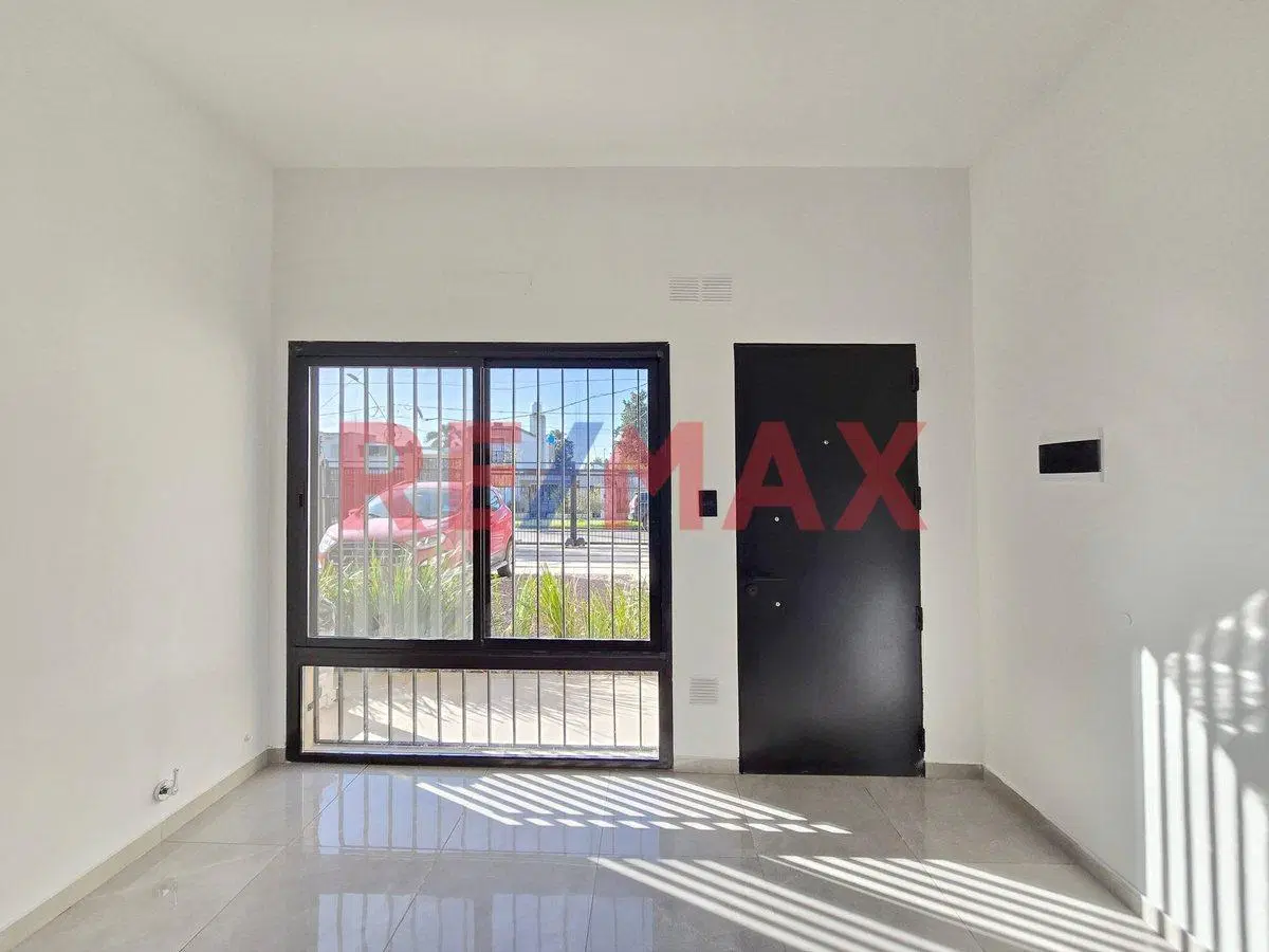 PH 2 AMB VENTA CASTELAR CON PATIO COCHERA OPCIONAL 4