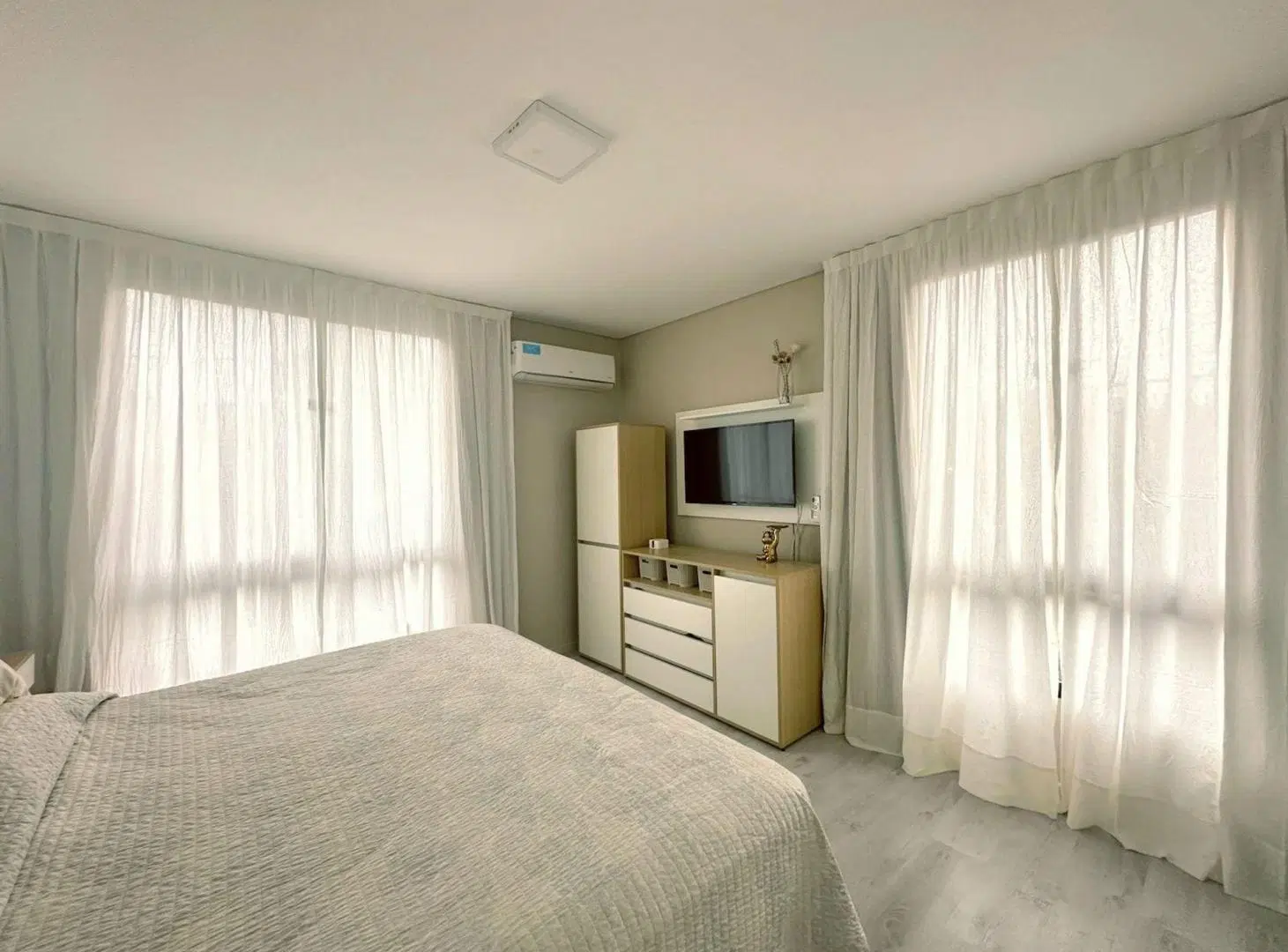 VENTA CASA 3 AMBIENTES TRIPLEX V.LUZURIAGA PERMUTA 5