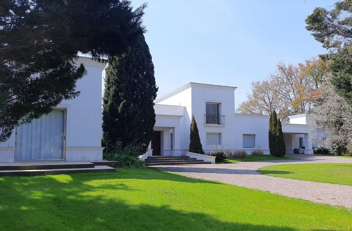 Venta Casa Lujan Club de Campo la Colina 4