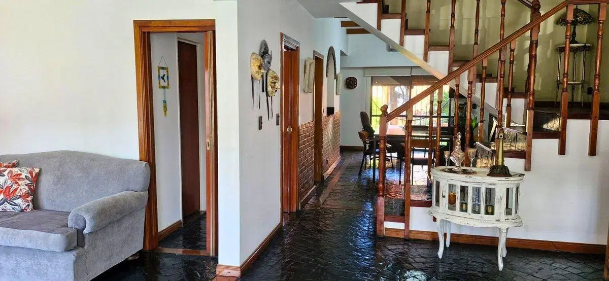 VENTA CASA 6 AMBIENTES HAEDO APTO CREDITO 5