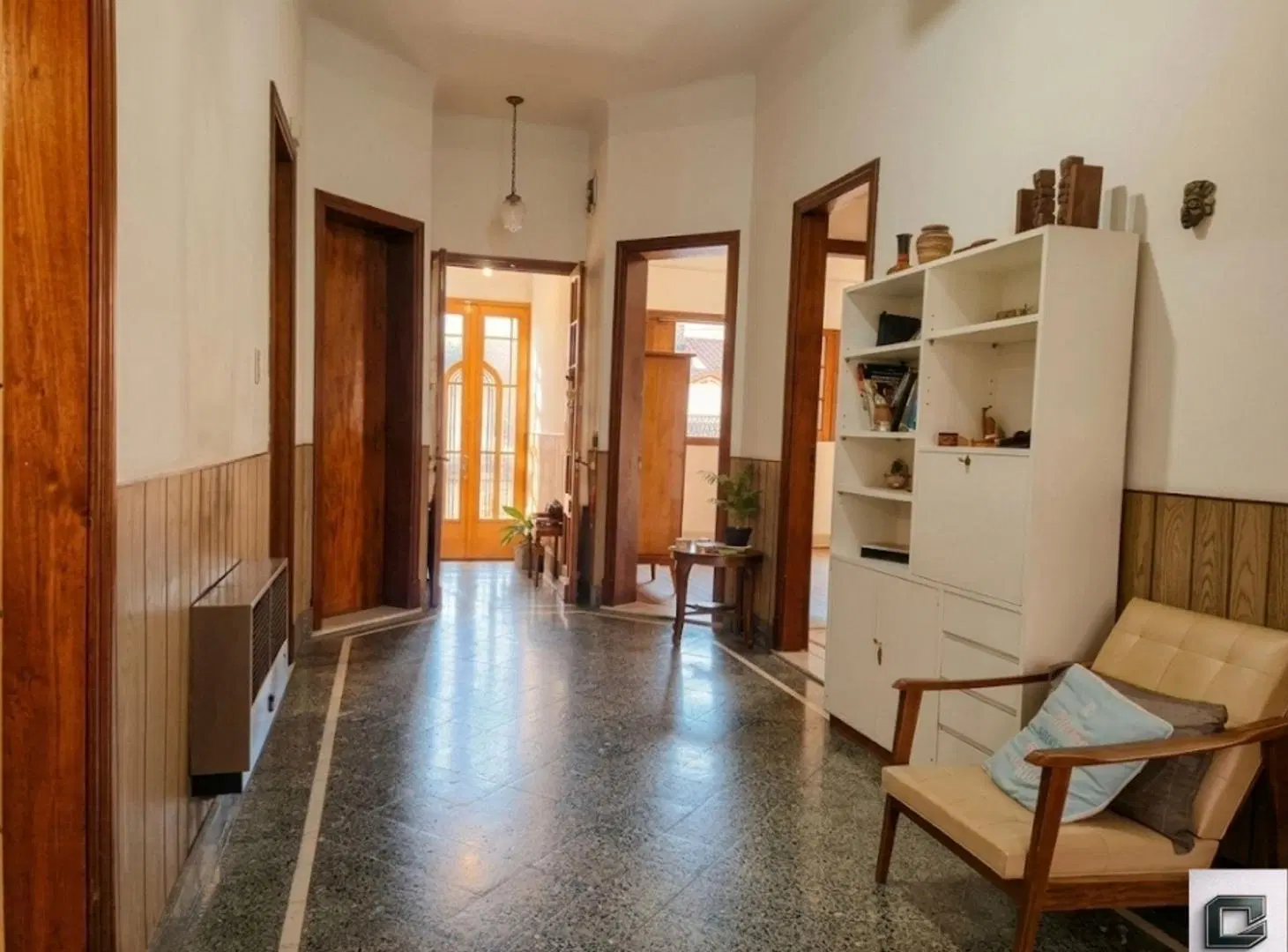 CASA VENTA 4 AMBIENTES EN HAEDO 3 CUADRA ESTACION 5