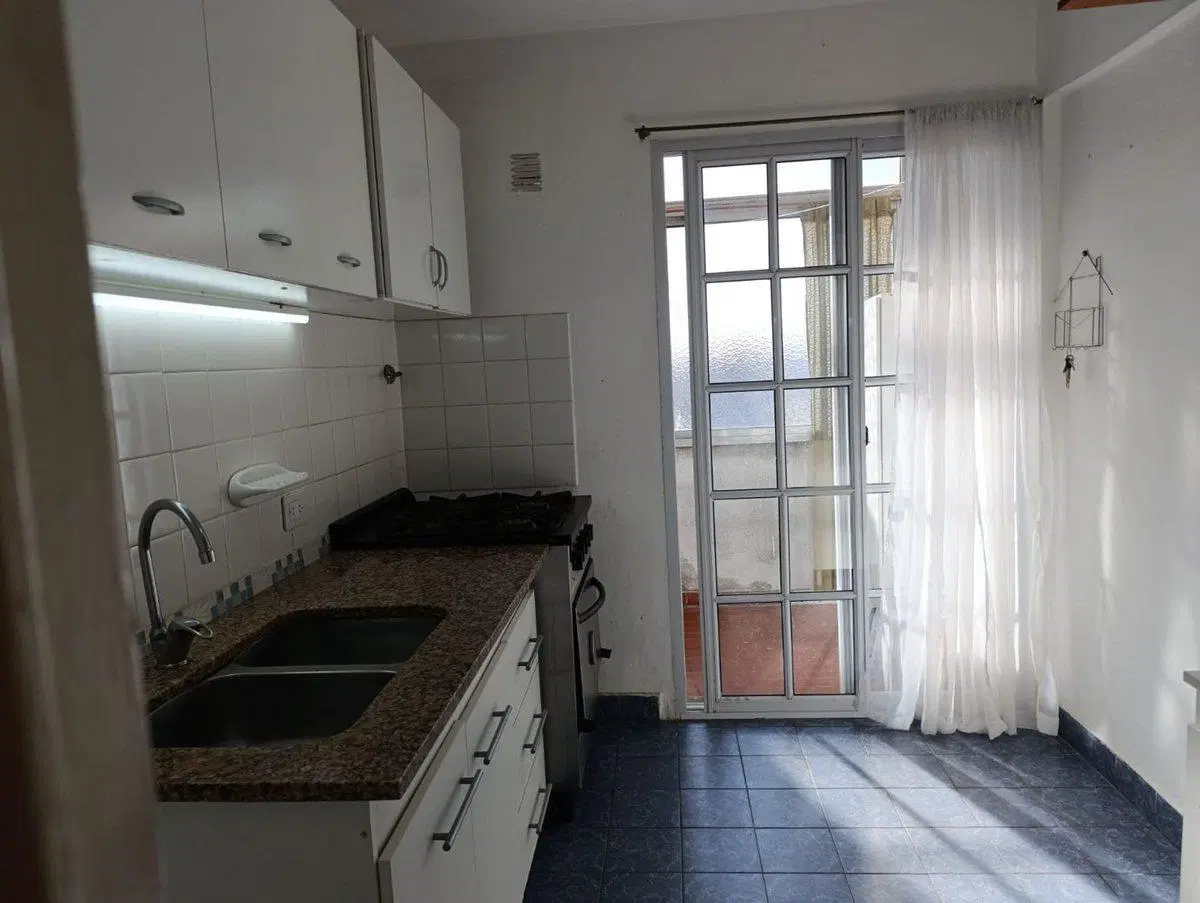 DEPARTAMENTO VENTA 4 AMB CON COCHERA VILLA MADERO 4