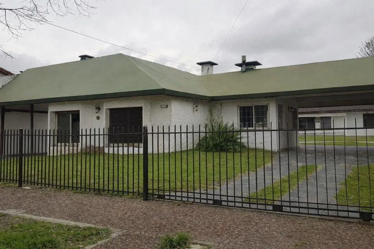 VENTA CASA 5 AMB. GRAN LOTE PARQUE PILETA QUINCHO 4