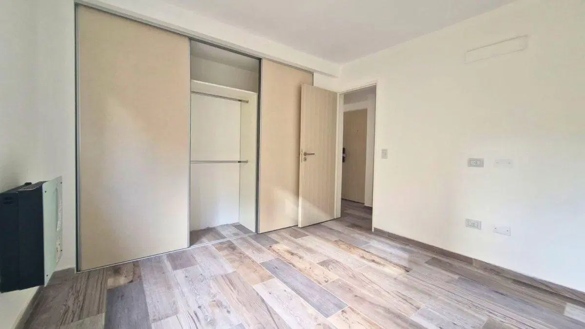 VENTA DEPARTAMENTO 2 AMBIENTES CON PLILETA 8