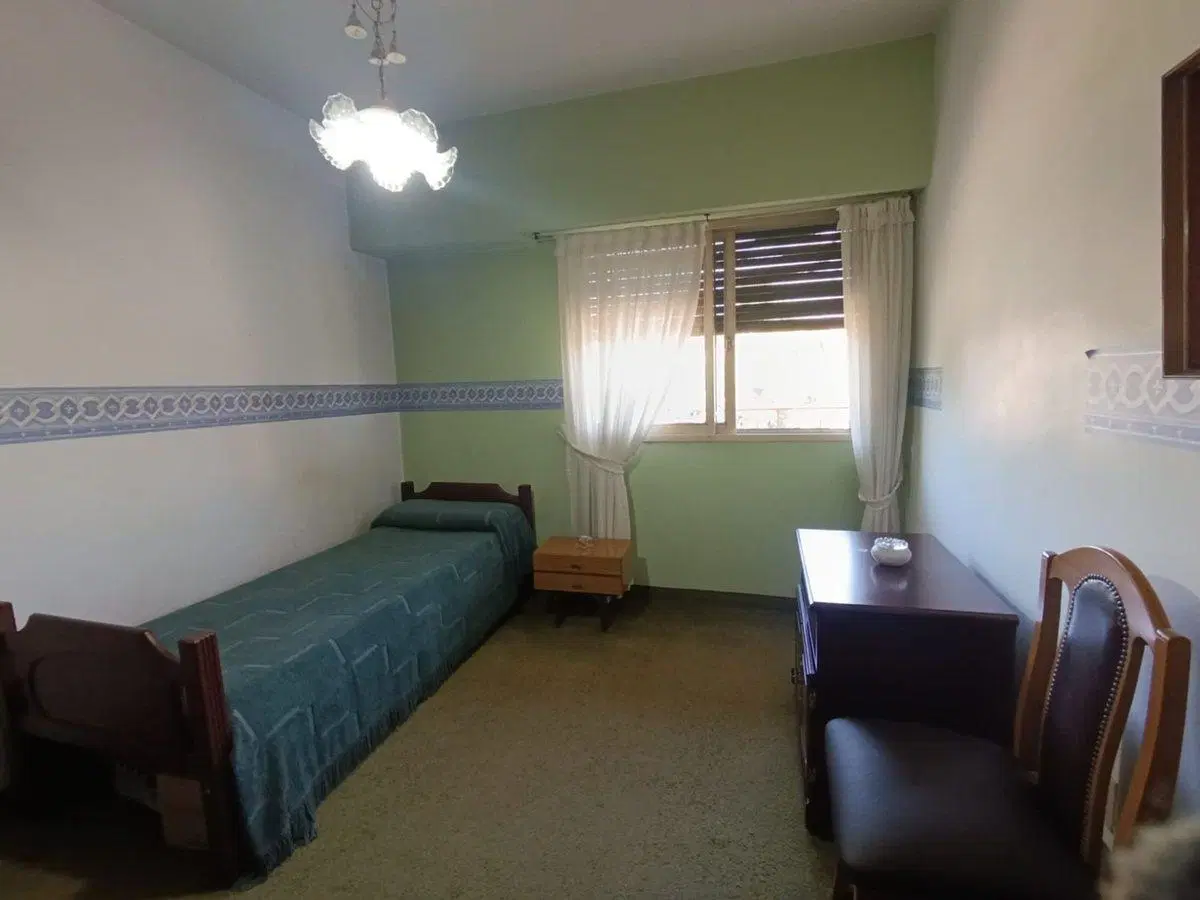 CASA VENTA CON LOCAL PABLO PODESTA 3