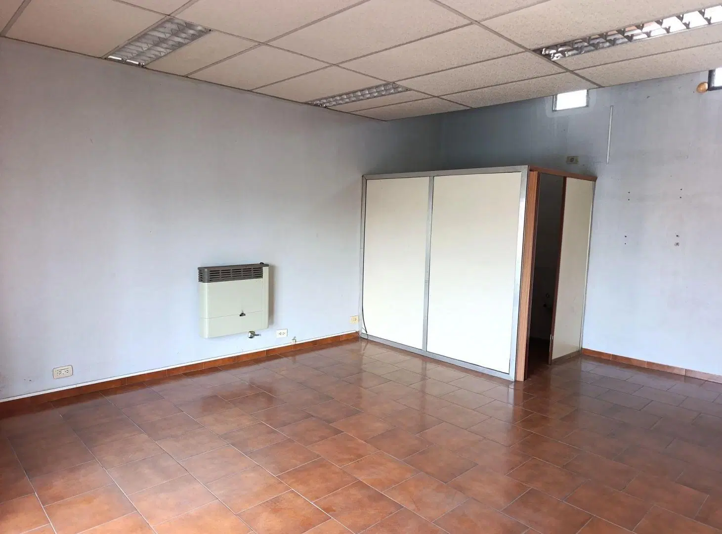 Galpón en Venta en Morón 5