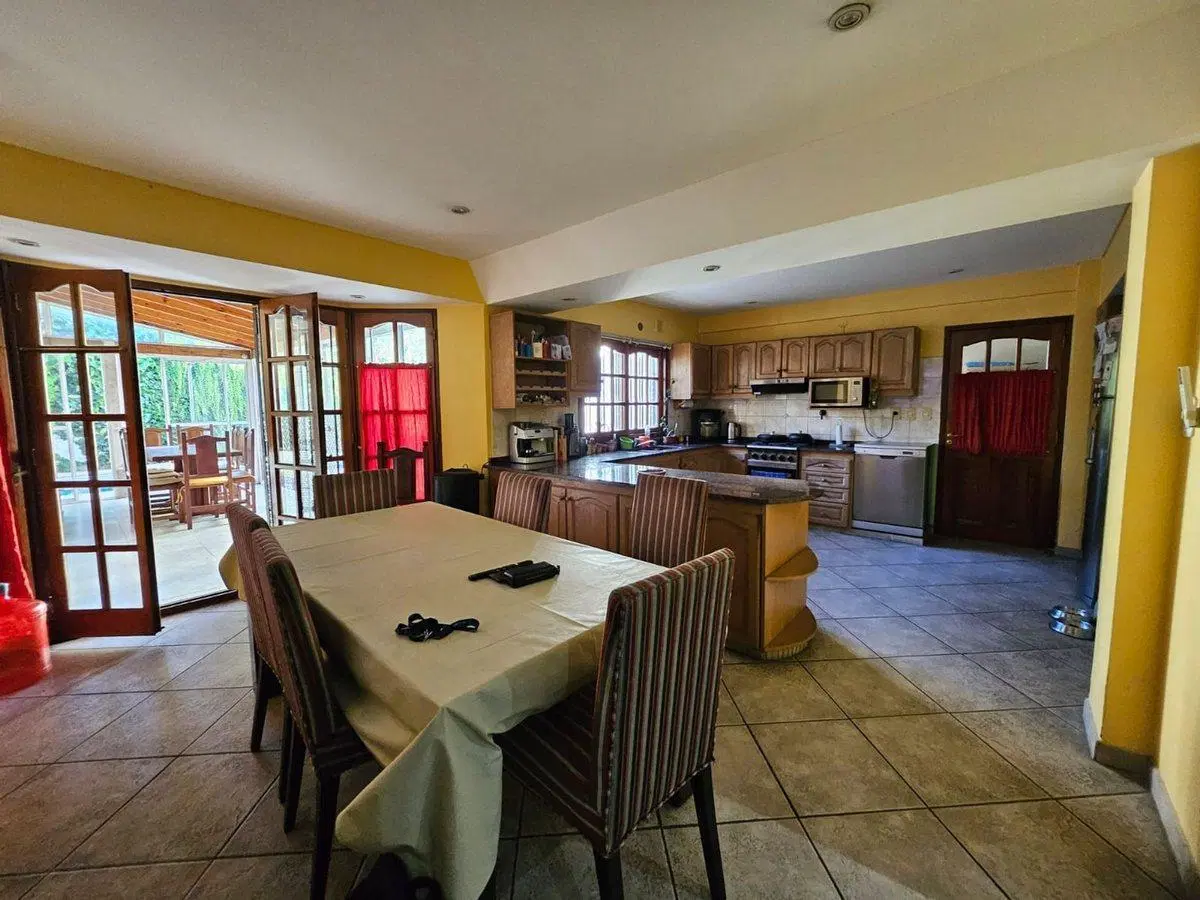 VENTA CHALET-4 AMBIENTES-CASTELAR NORTE 8