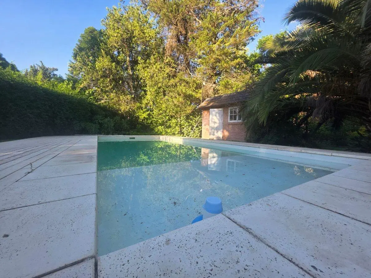 Venta casa 6 amb en Parque Leloir con pileta 5