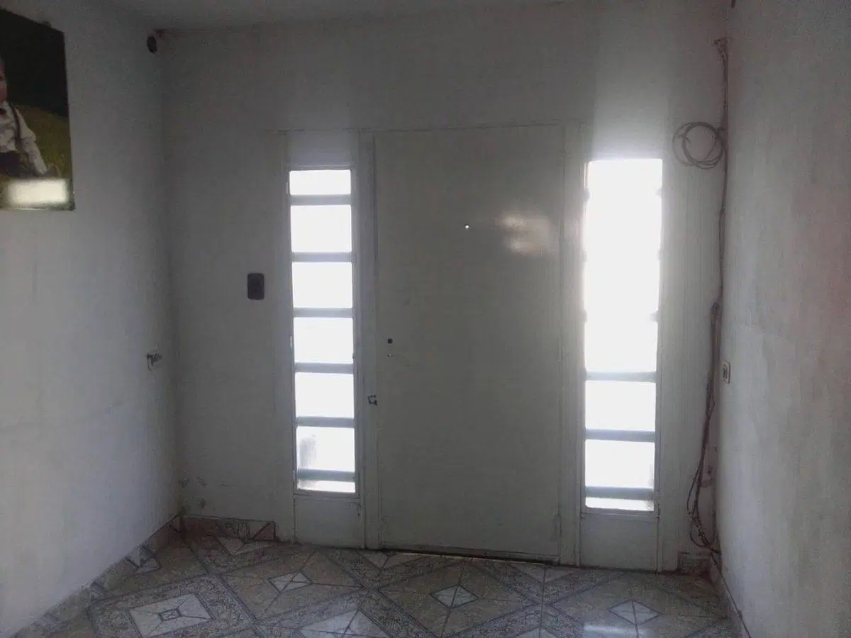 Venta Casa 5 amb + depto 2 amb, a mtrs R6 Campana 8