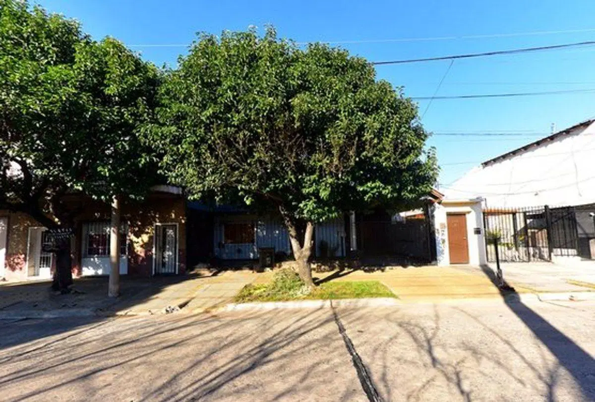 VENTA CASA 4AMB + OFICINA QUINCHO PARQUE S.A PADUA 8