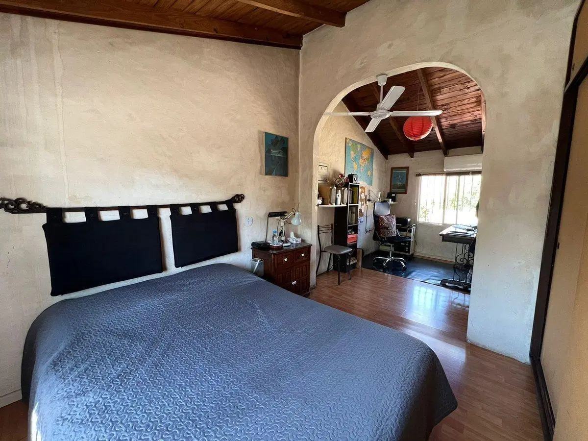 VENTA CASA 3 AMB. - JARDIN Y COCHERA - BELLA VISTA 8
