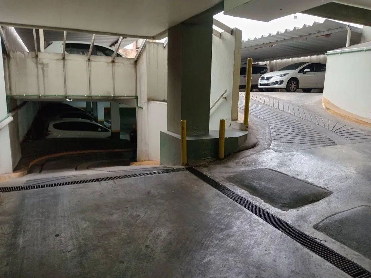 VENTA COCHERA CUBIERTA - VILLA BALLESTER 3