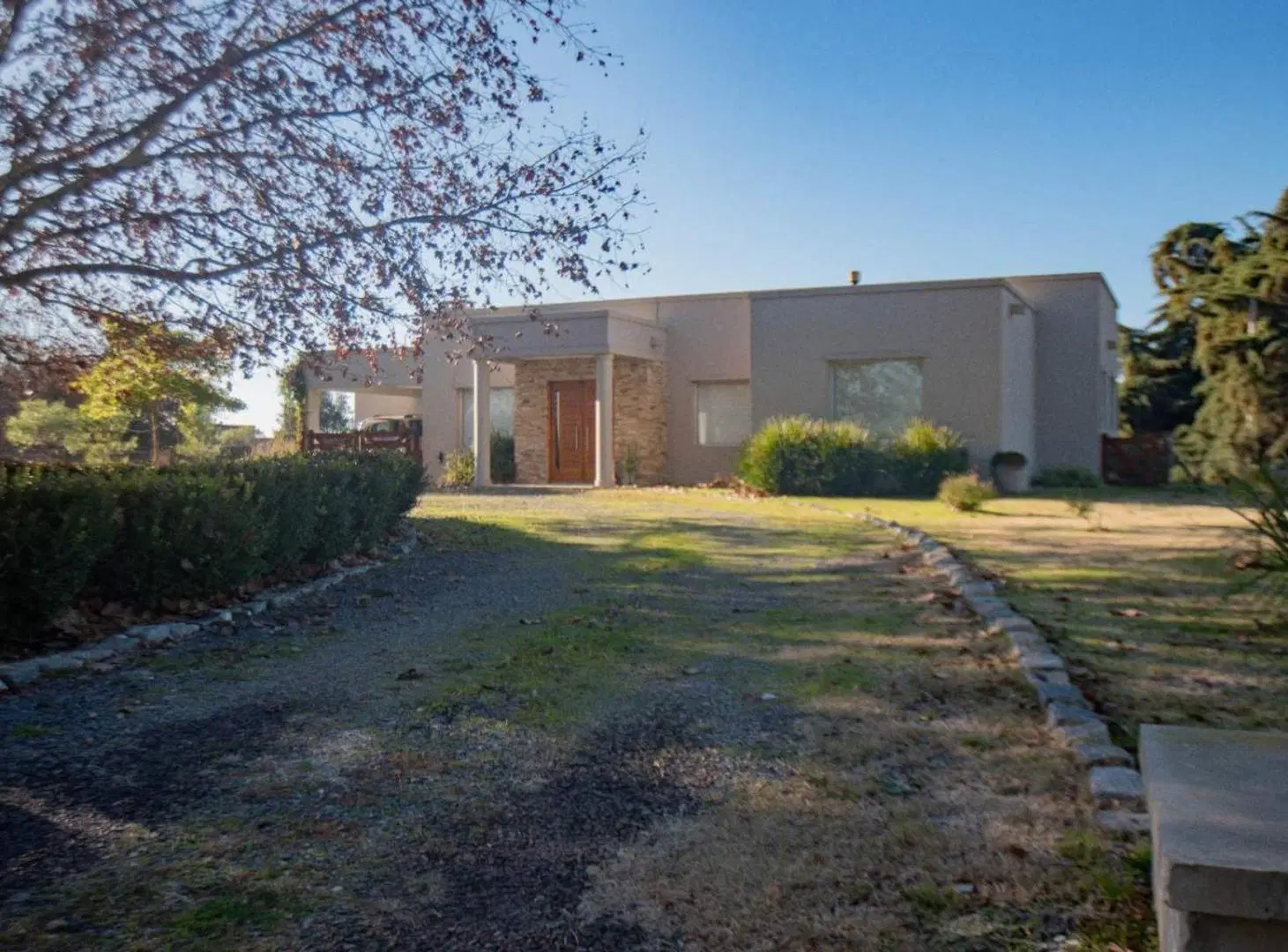 VENTA CASA 3 AMB C/PILETA PRIMAV GOLF CARLOS KEEN 3