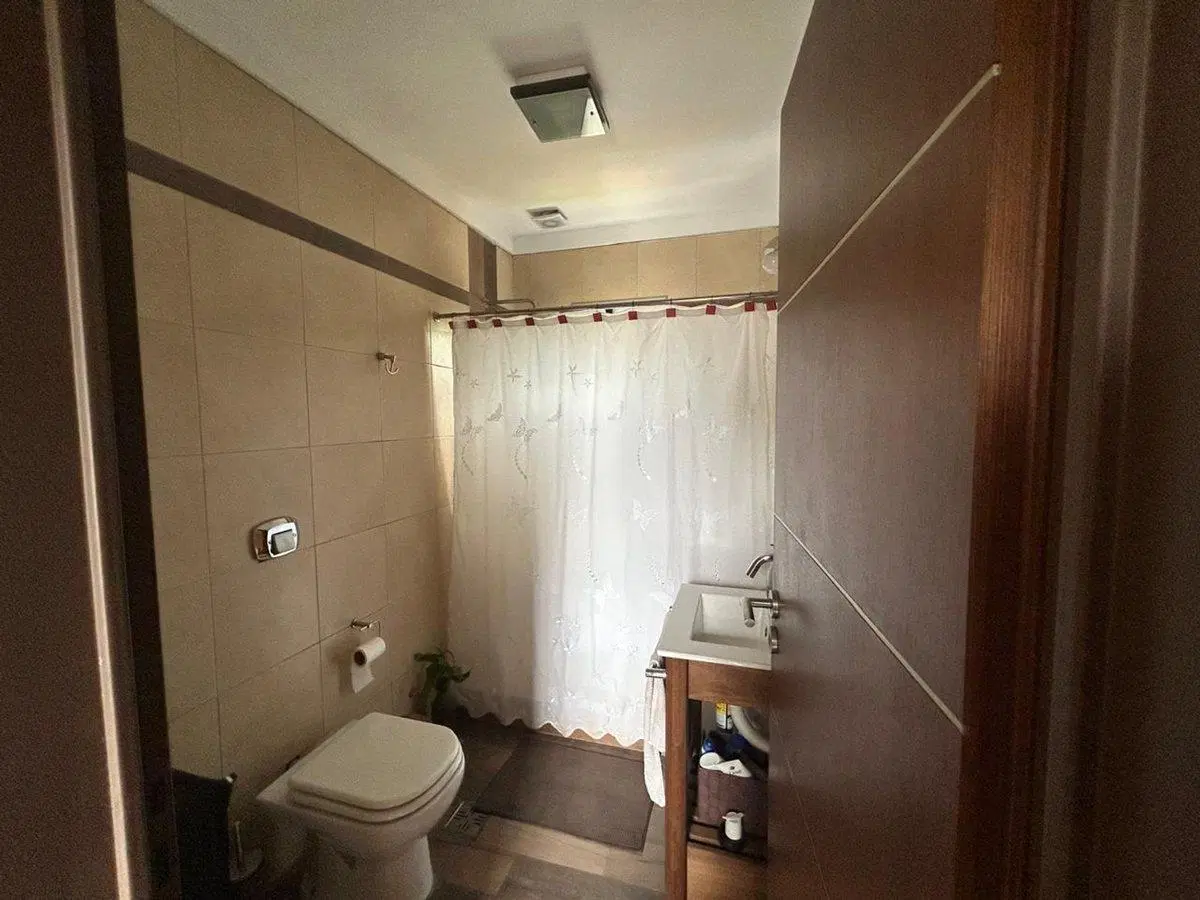 Venta Casa 4 Dormitorios Castelar Norte 3