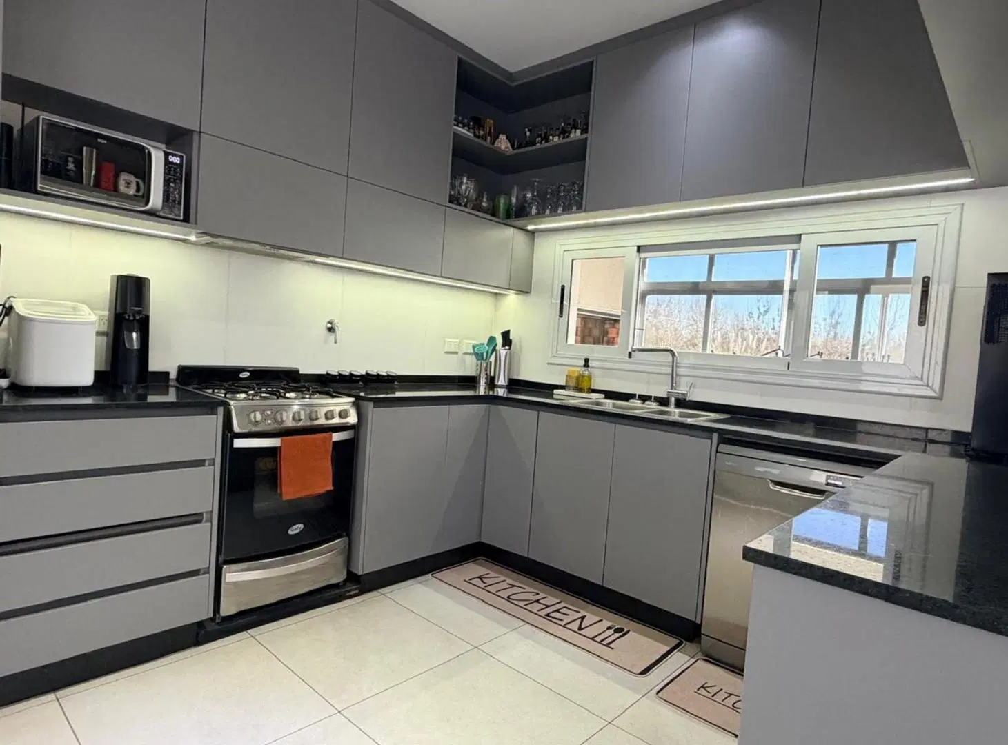 VENTA CASA 4 AMB COUNTRY WESTON 2