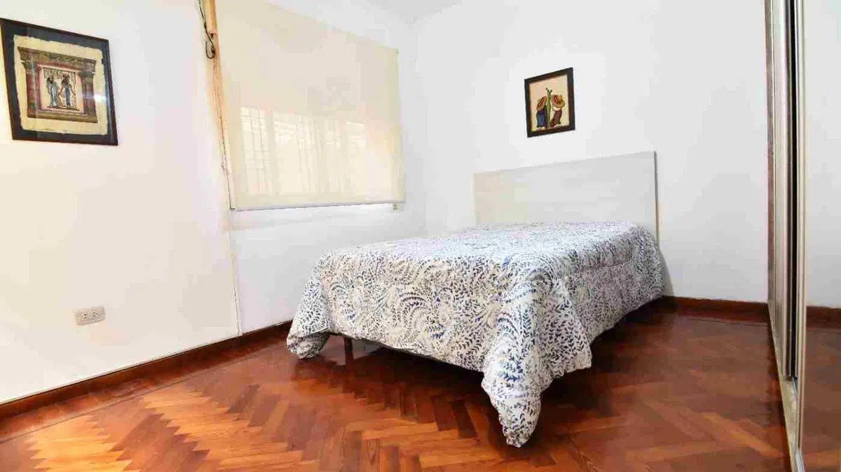 VENTA CASA 4 AMBS HAEDO PARQUE COCHERA 8