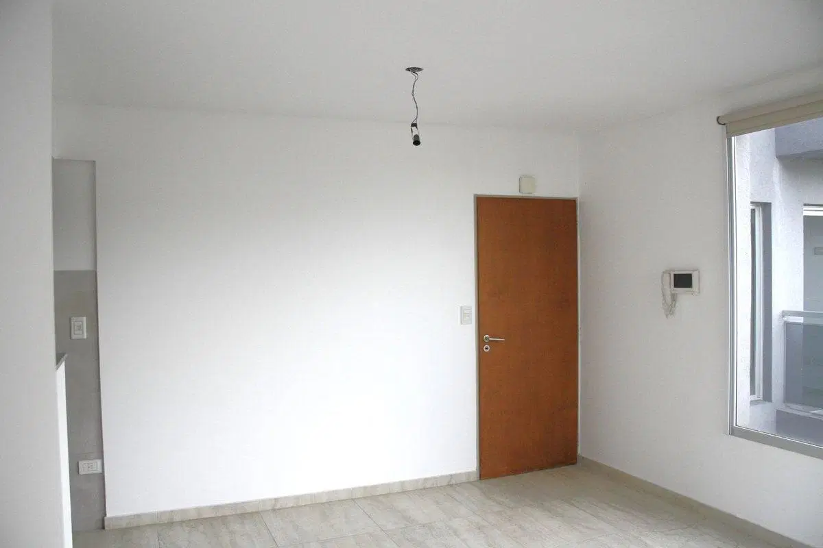 MONOAMBIENTE VENTA MORÓN BALCÓN ATERRAZADO 3