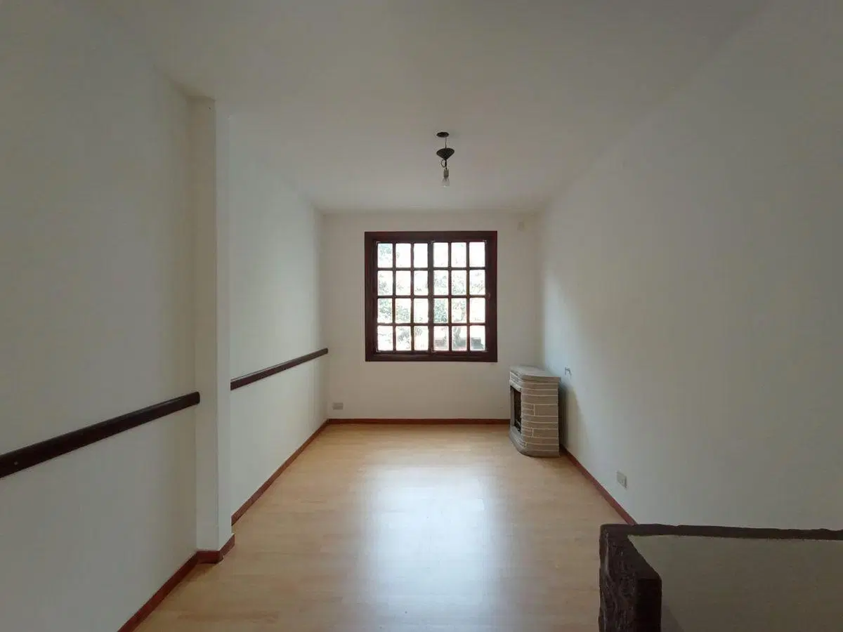 VENTA DEPARTAMENTO 2 AMB  FRENTE MORON CENTRO 3