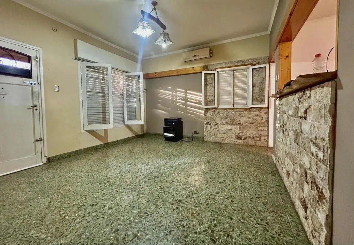 VENTA CASA 3 AMBIENTES MORON APTA CREDITO 8
