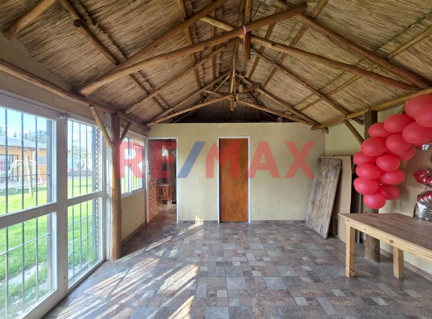 CASA 3 AMBIENTES EN VENTA DEL VISO- QUINCHO PILETA 8