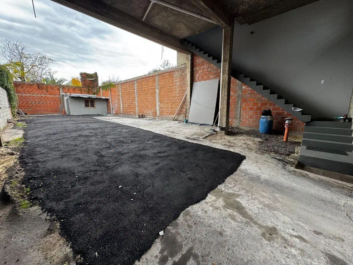 VENTA TERRENO IDEAL GALPON DEPOSITO + LOFT/OFICINA 4