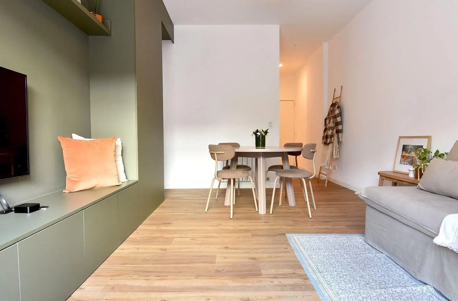 VENTA DPTO 3 AMBS DEVOTO con PATIO RECICLADO 8