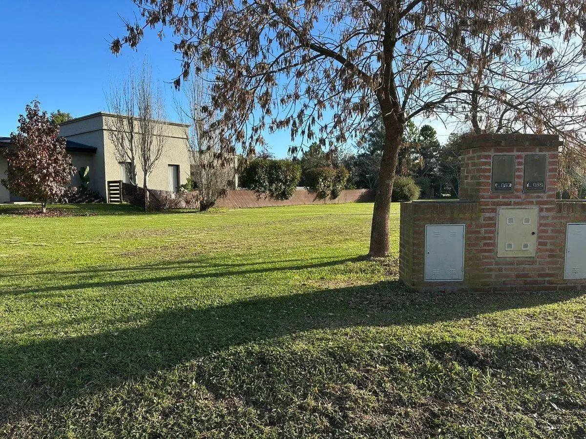 VENTA LOTE INTERNO 873 MT2 BARRIO EL CARDAL I 4